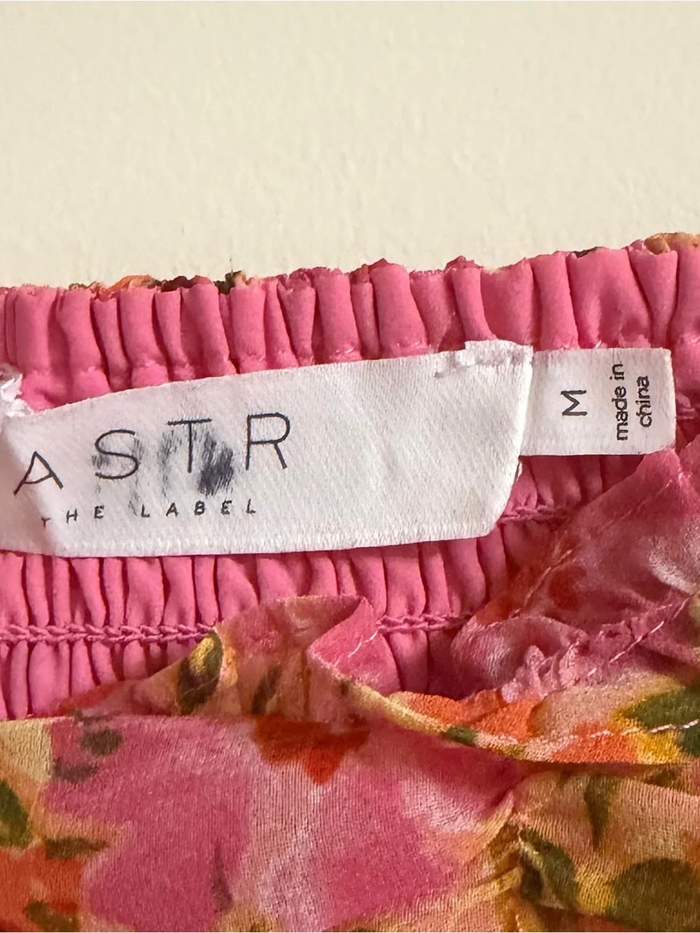 ASTR The Label Floral Ruched Top Size Medium